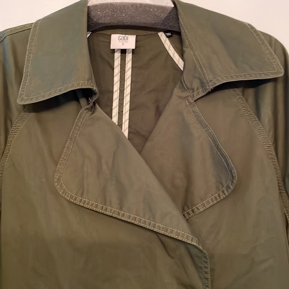 CAbi Expedition Jacket is perfect for Fall. NWOT - Picture 2 of 3